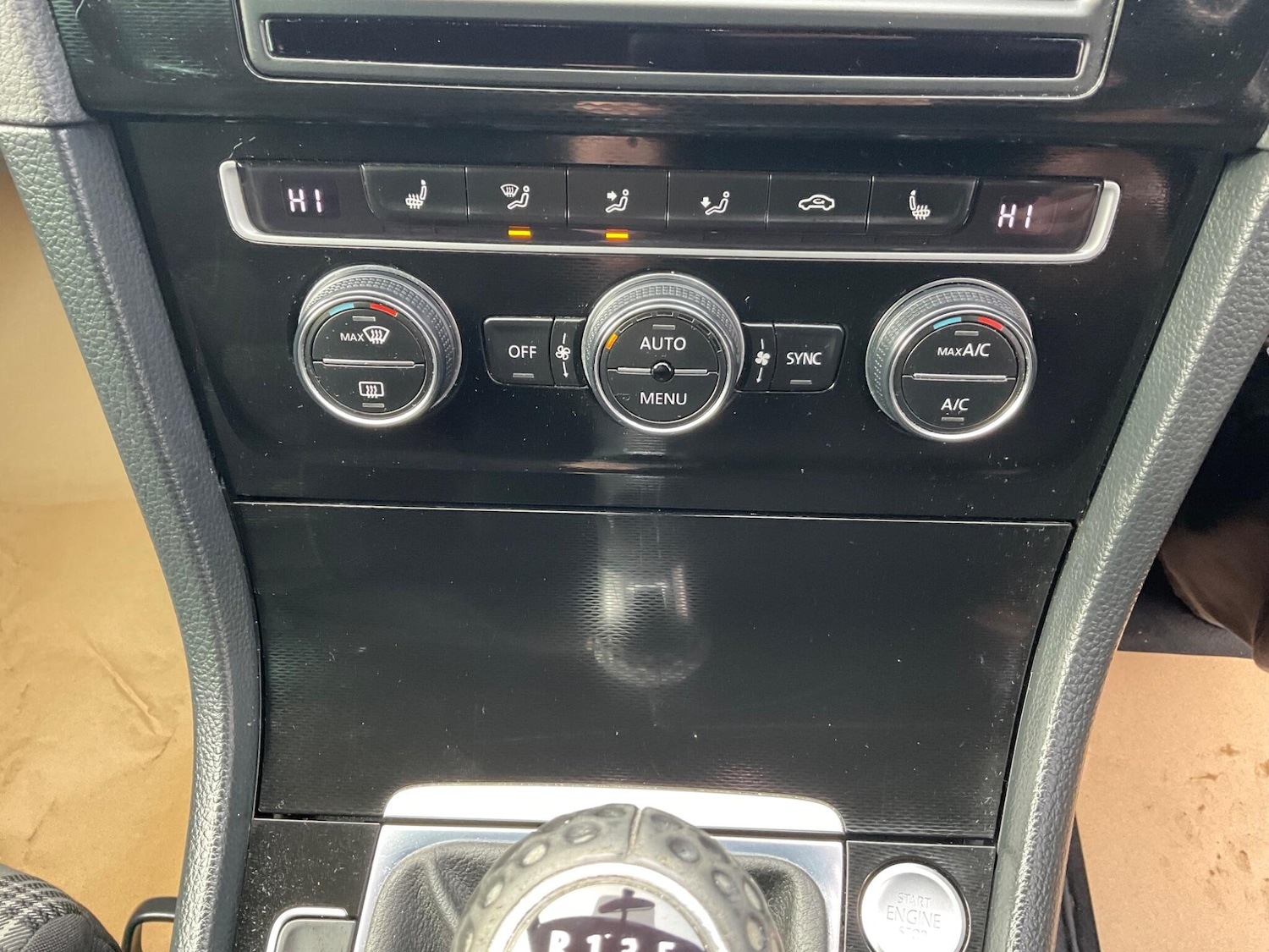 Used Volkswagen Golf 2015 for sale - 77768120: Photo 23