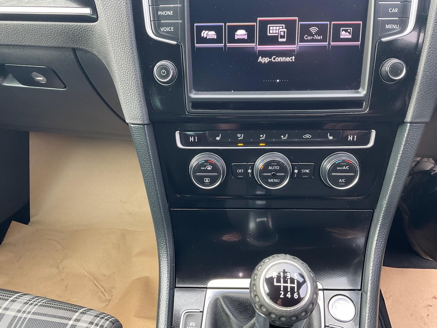 Used Volkswagen Golf 2015 for sale - 77768120: Photo 24