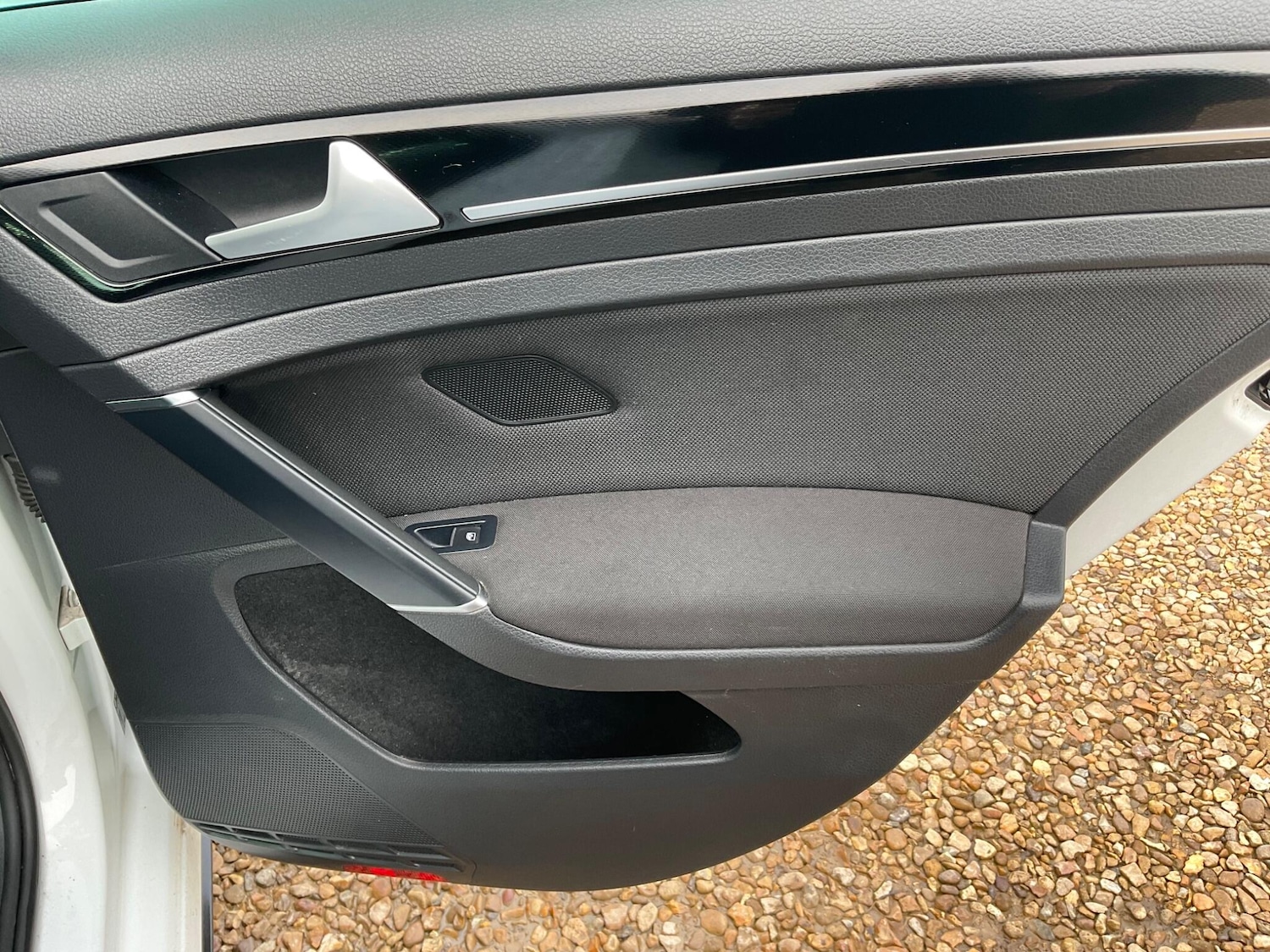 Used Volkswagen Golf 2015 for sale - 77768120: Photo 28