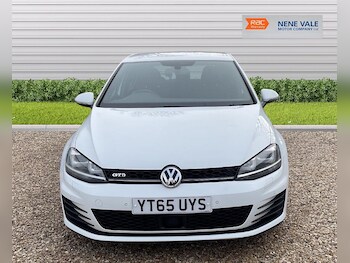Used Volkswagen Golf 2015 for sale - 77768120: Photo