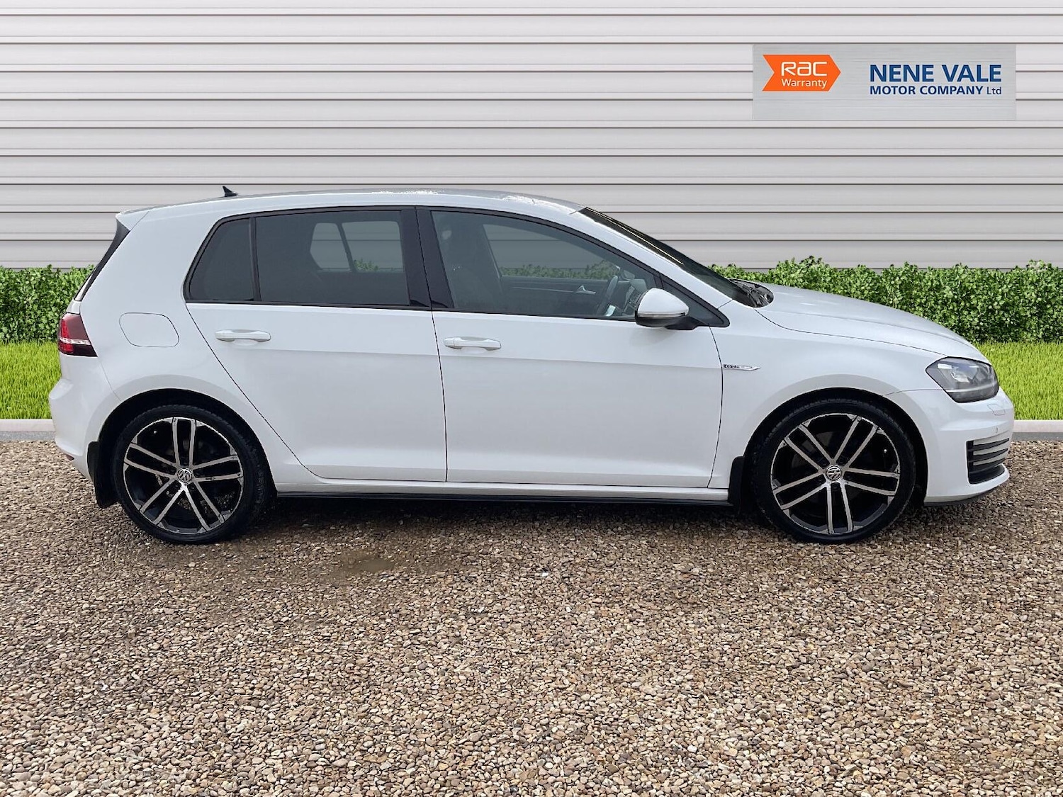 Used Volkswagen Golf 2015 for sale - 77768120: Photo 8