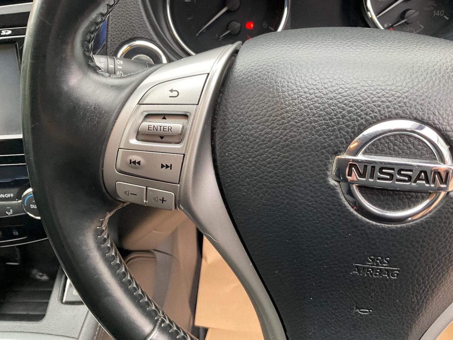 Used Nissan Qashqai for sale - 76886955: Photo 13