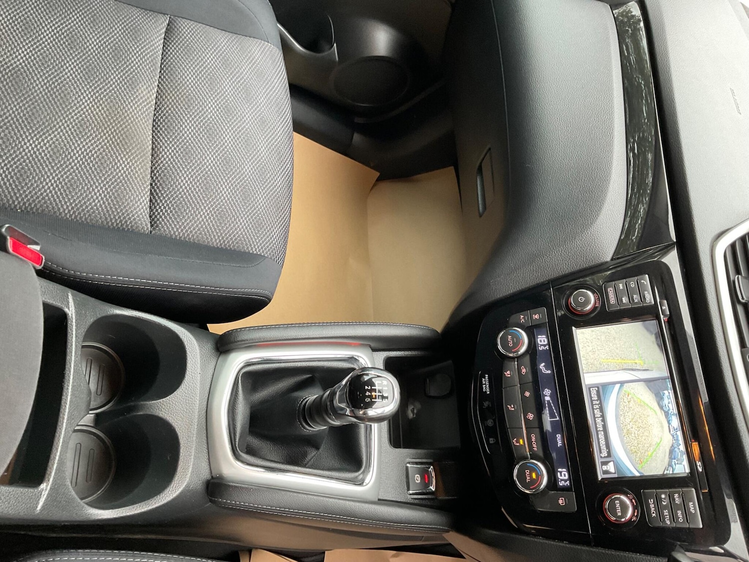 Used Nissan Qashqai for sale - 76886955: Photo 23