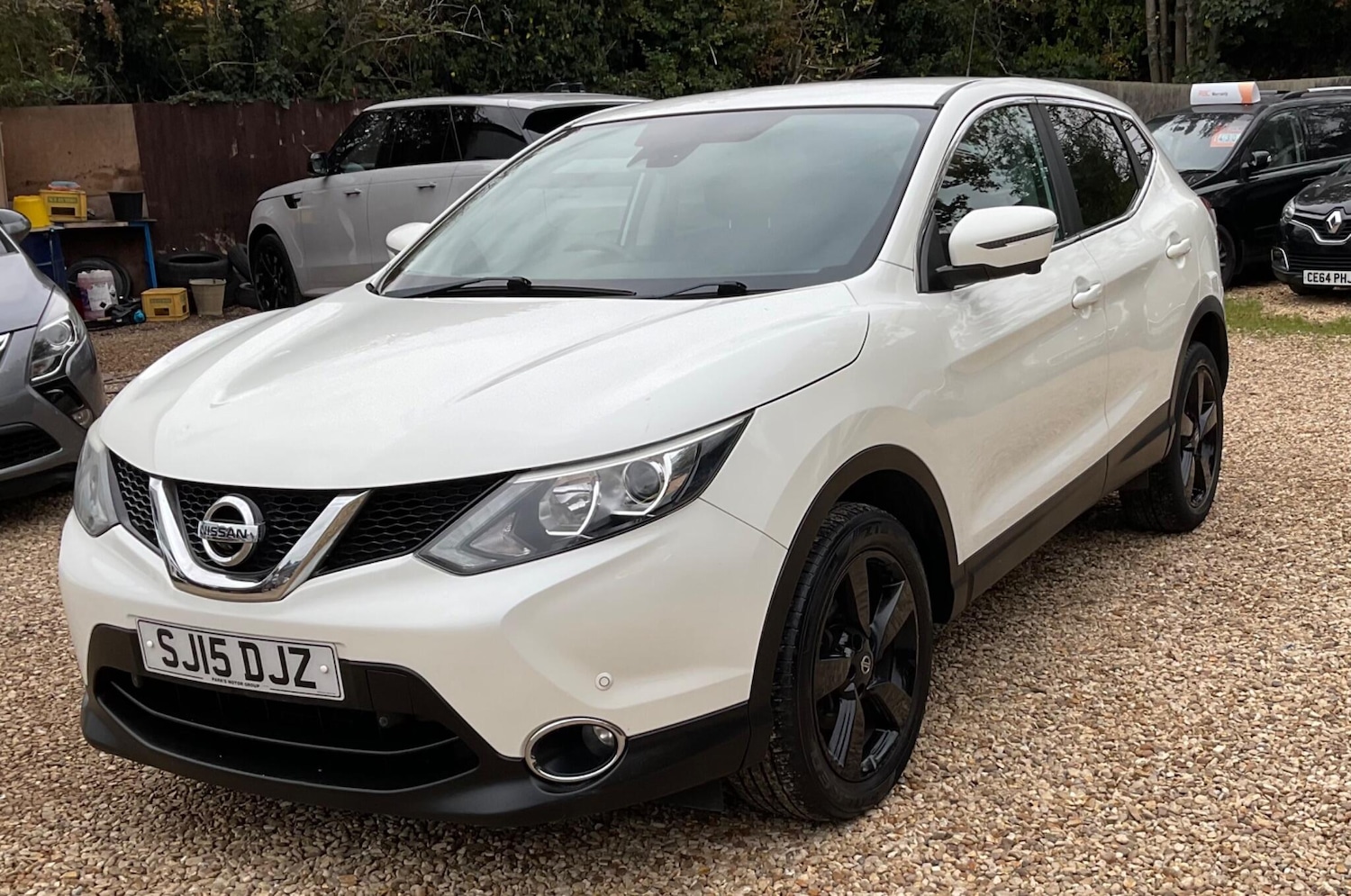 Used Nissan Qashqai for sale - 76886955: Photo 3