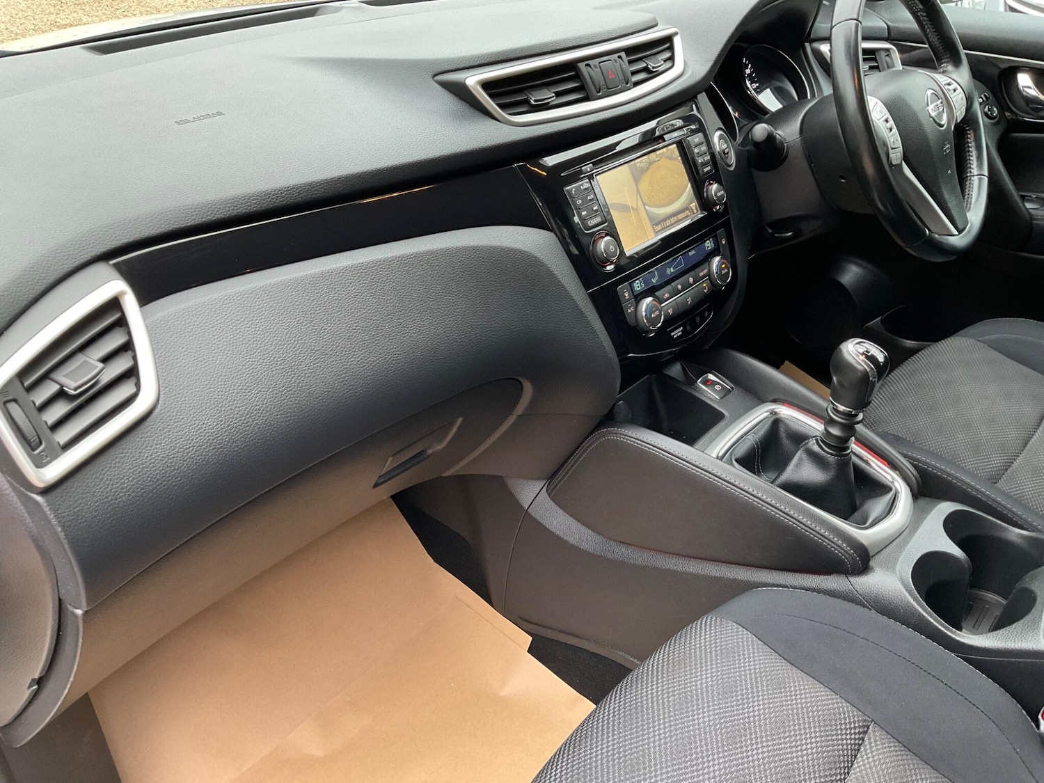 Used Nissan Qashqai for sale - 76886955: Photo 32