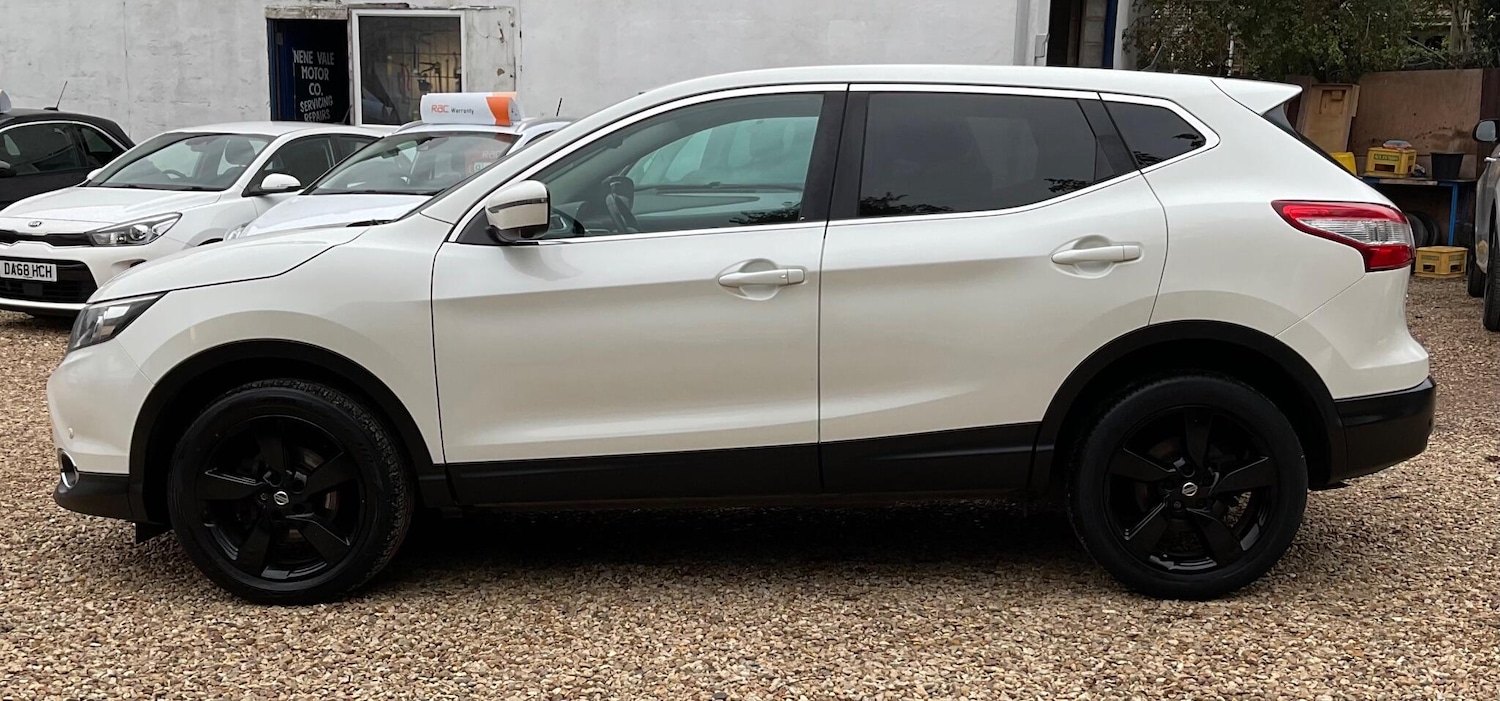 Used Nissan Qashqai for sale - 76886955: Photo 4