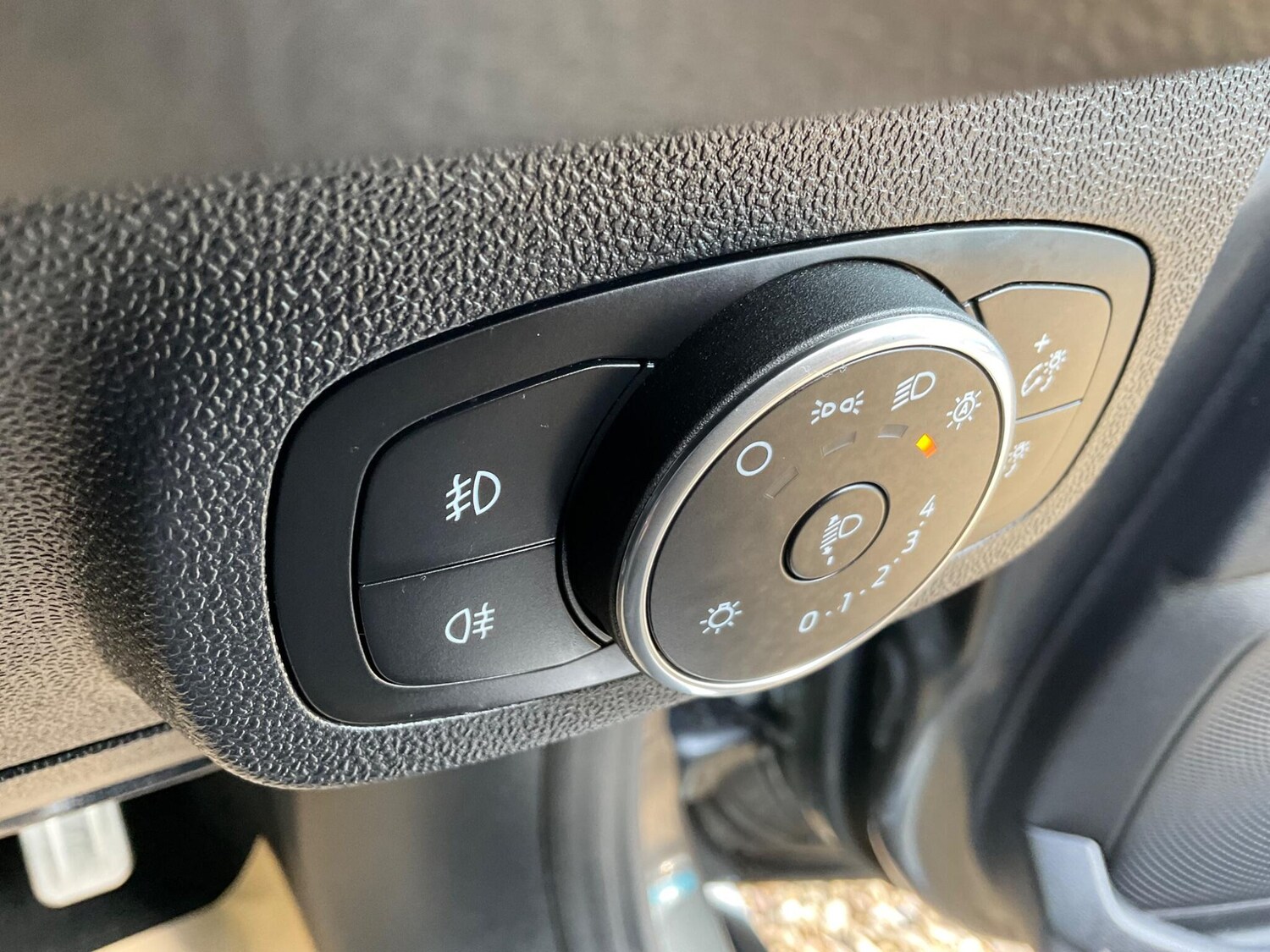 Used Ford Fiesta 2020 for sale - 77838764: Photo 11