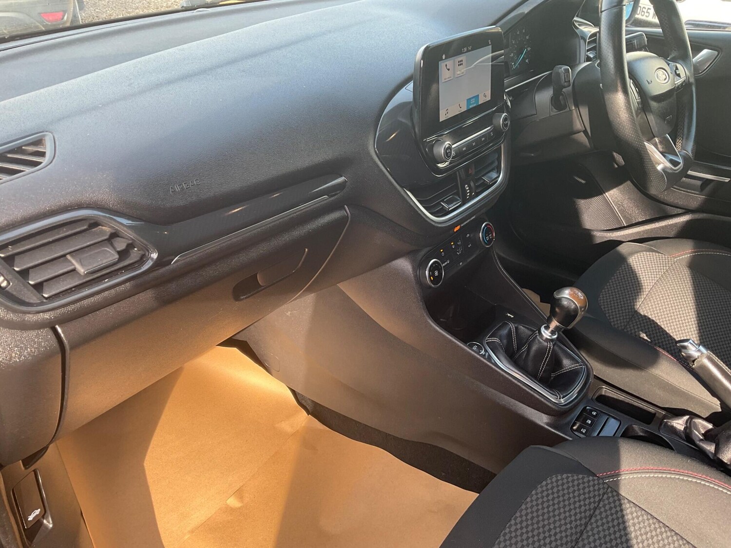 Used Ford Fiesta 2018 for sale - 77893644: Photo 33