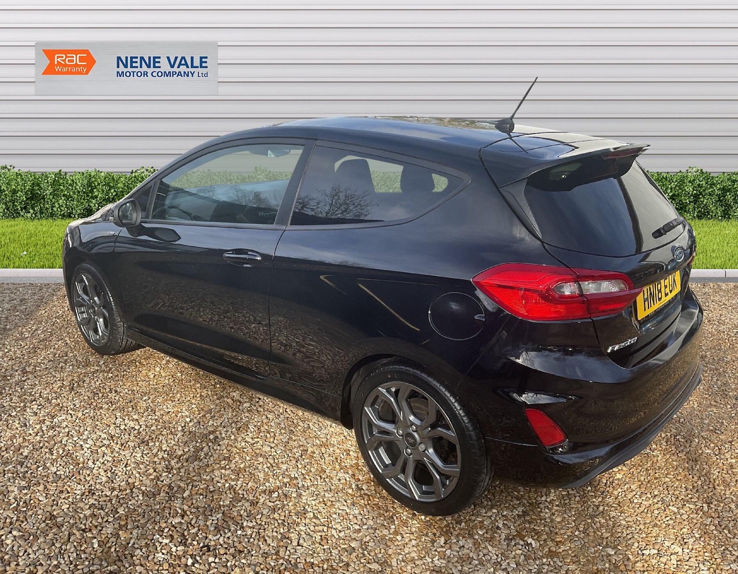 Used Ford Fiesta 2018 for sale - 77893644: Photo 5