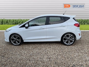 Used Ford Fiesta 2018 for sale - 77229623: Photo