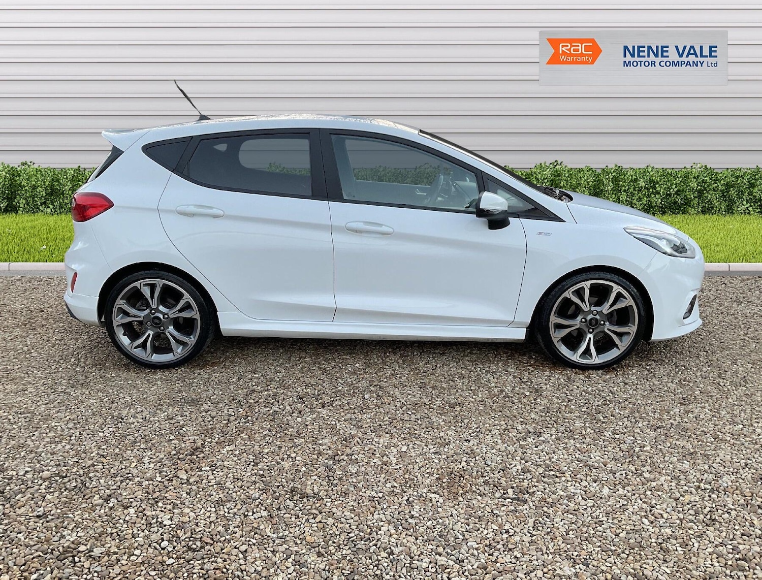 Used Ford Fiesta 2018 for sale - 77229623: Photo 8