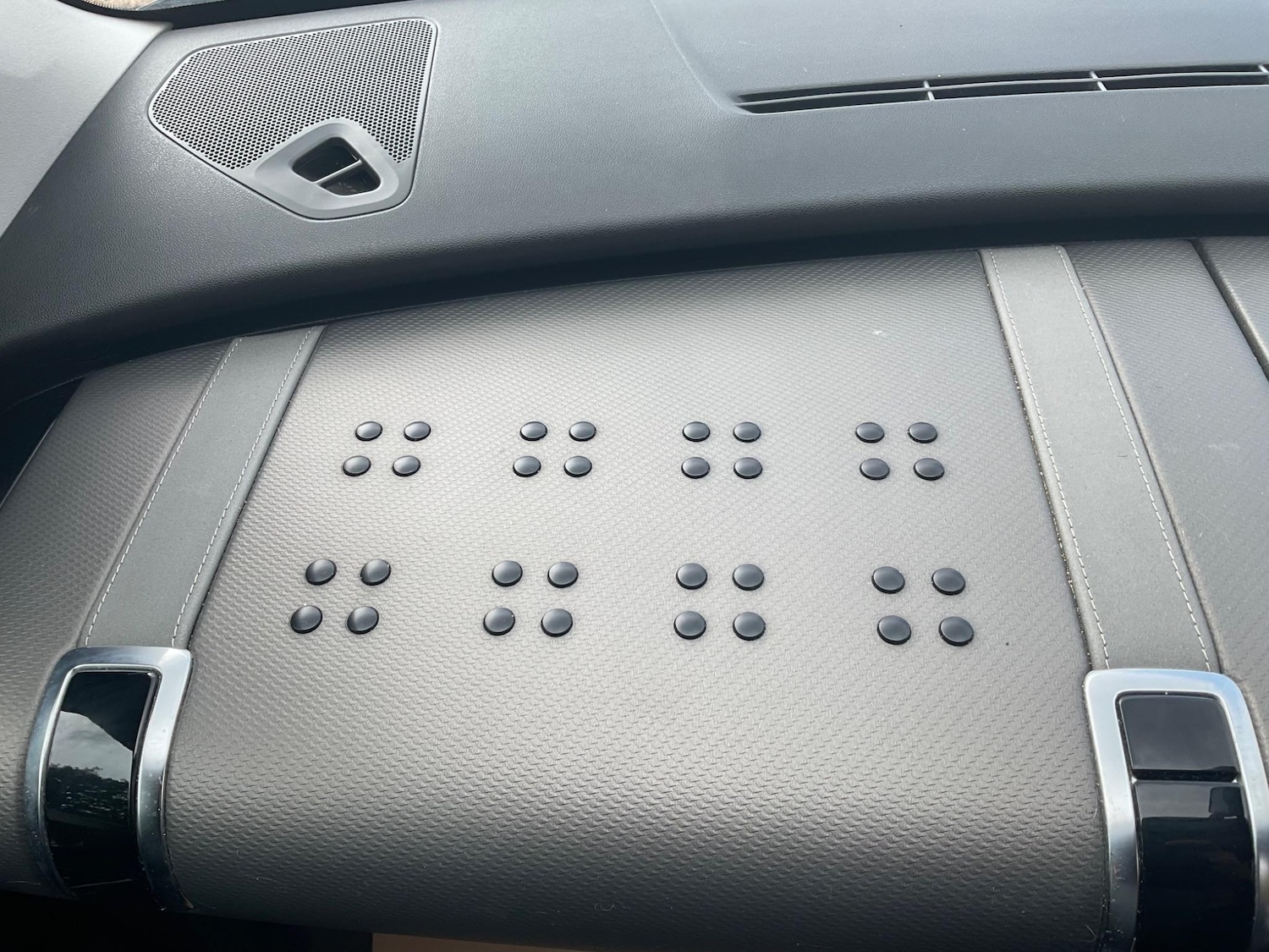 Used Citroen C4 Cactus 2015 for sale - 76887481: Photo 15