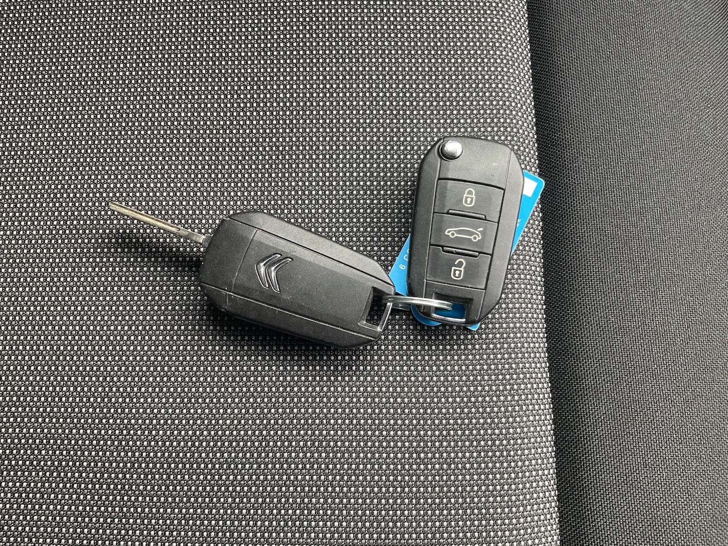 Used Citroen C4 Cactus 2015 for sale - 76887481: Photo 19