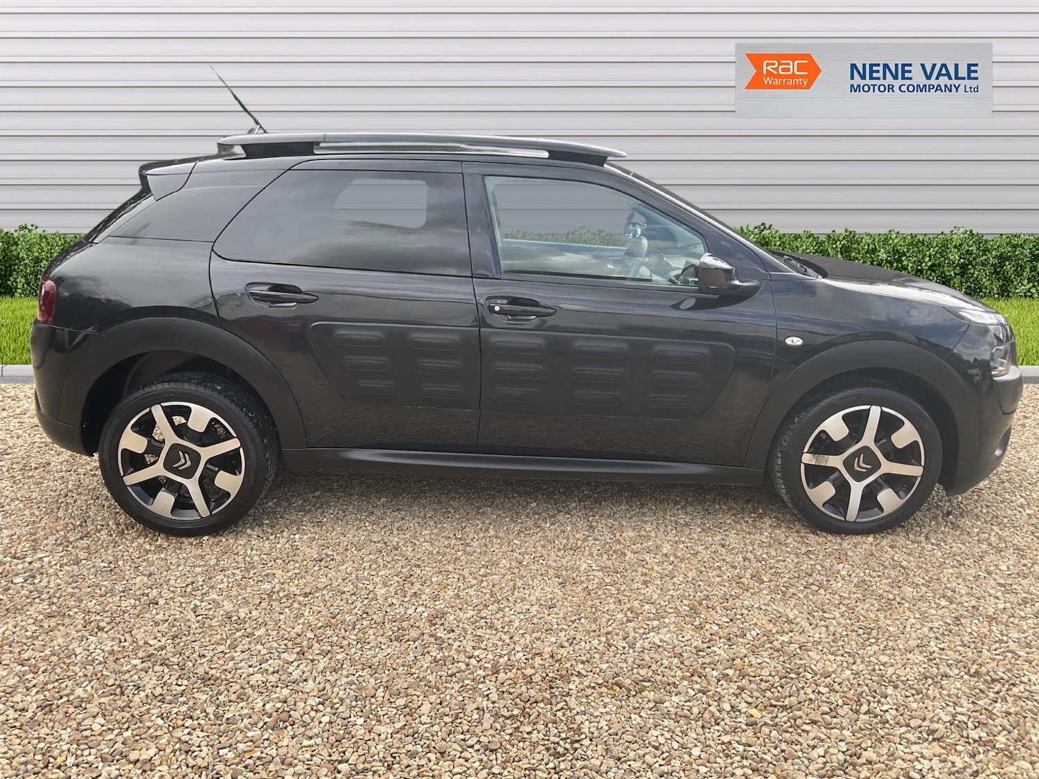 Used Citroen C4 Cactus 2015 for sale - 76887481: Photo 8