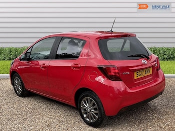 Used Toyota Yaris 2017 for sale - 78573354: Photo