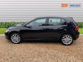 Used Volkswagen Golf 2015 for sale - 78796154: Photo