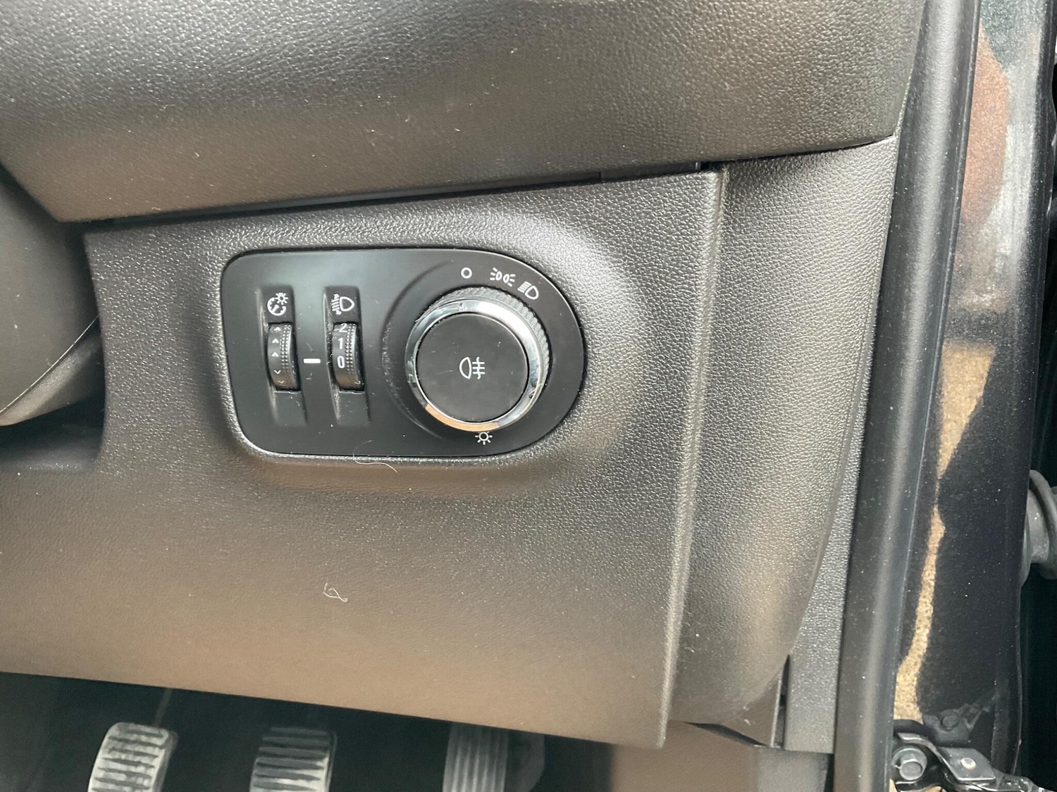 Used Vauxhall ADAM 2015 for sale - 76259958: Photo 11