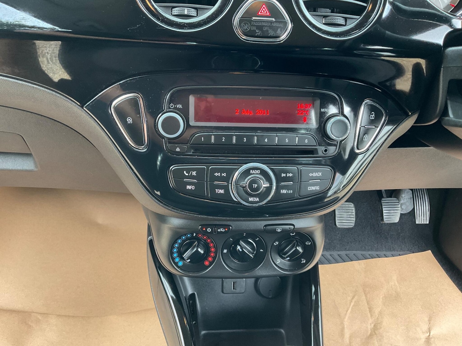 Used Vauxhall ADAM 2015 for sale - 76259958: Photo 22