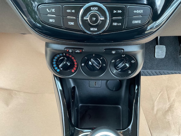 Used Vauxhall ADAM 2015 for sale - 76259958: Photo 26