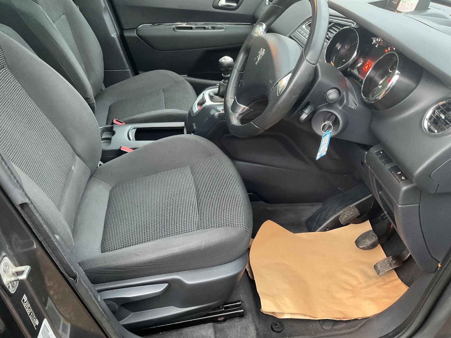 Used Peugeot 5008 2014 for sale - 76926518: Photo 13