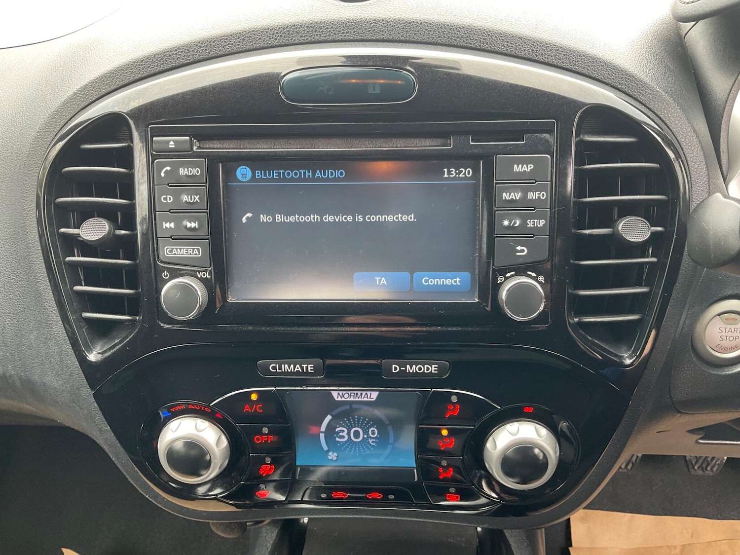 Used Nissan Juke 2016 for sale - 78204531: Photo 13