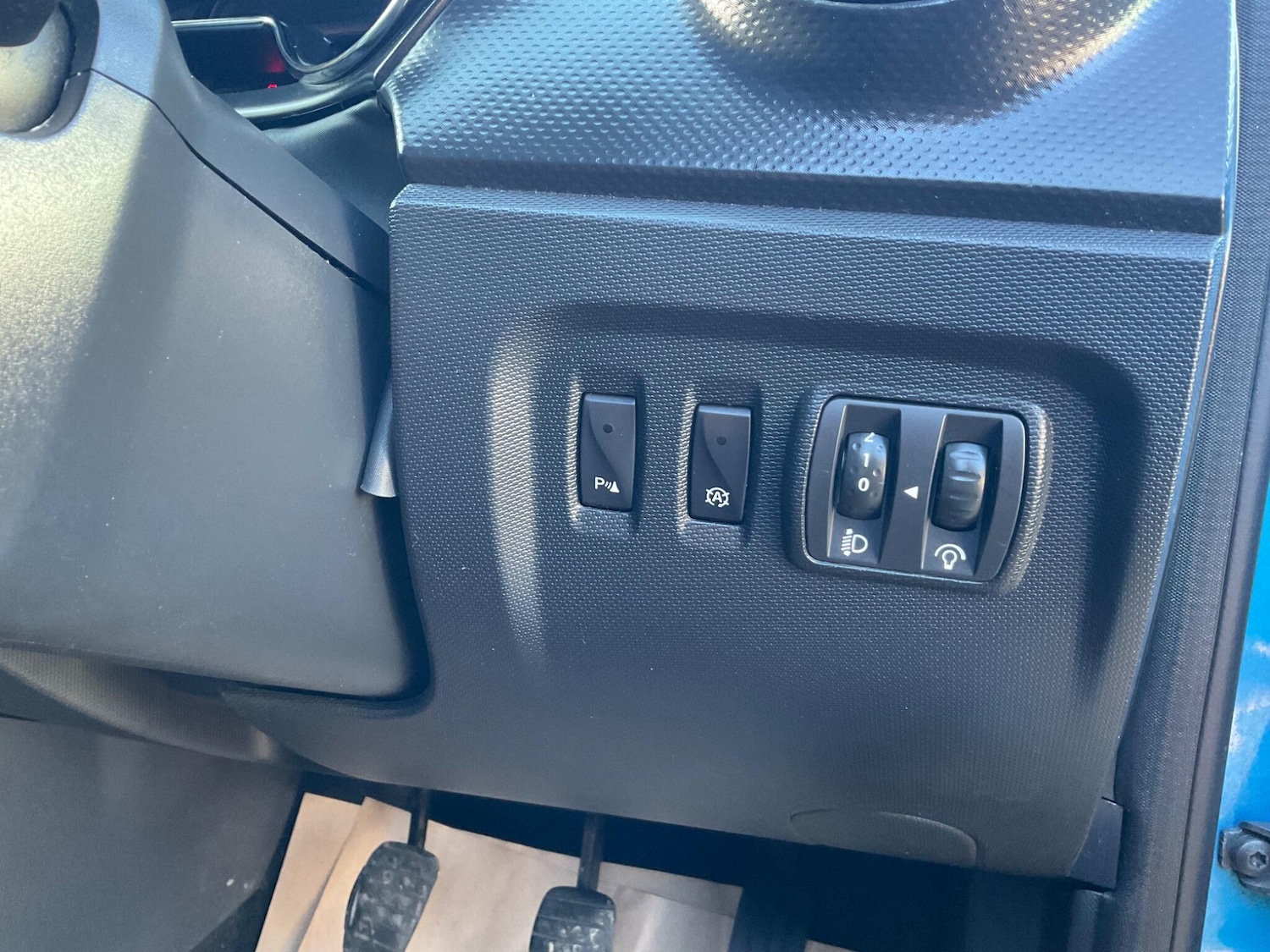 Used Renault Captur 2014 for sale - 77940241: Photo 10