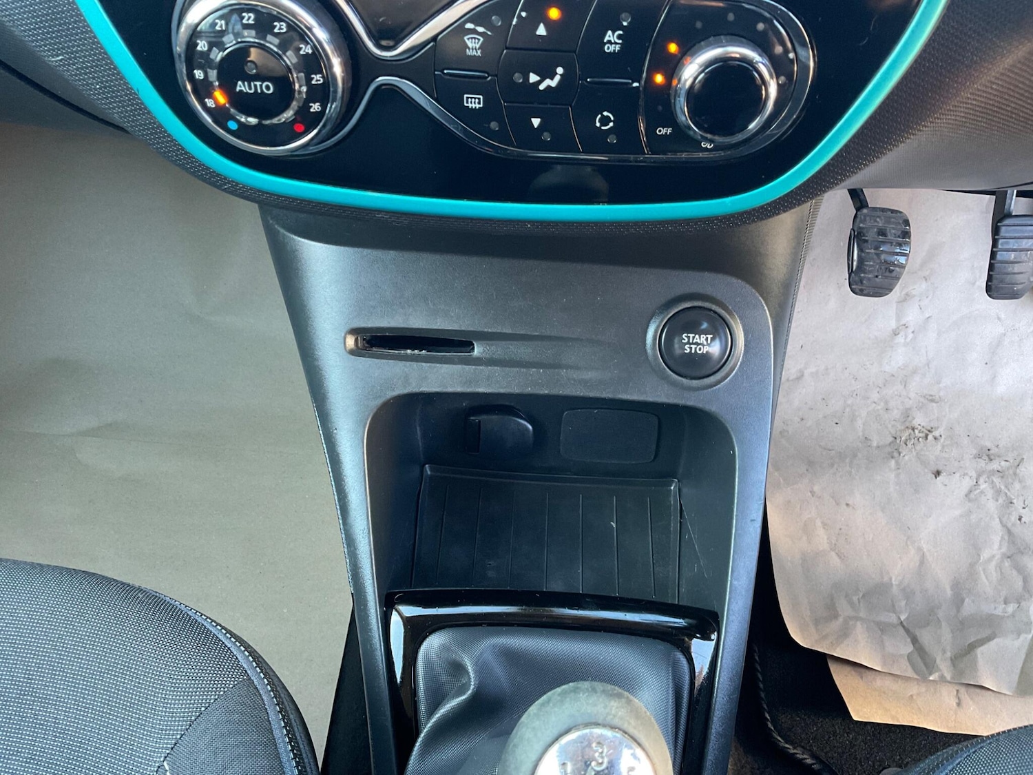 Used Renault Captur 2014 for sale - 77940241: Photo 16