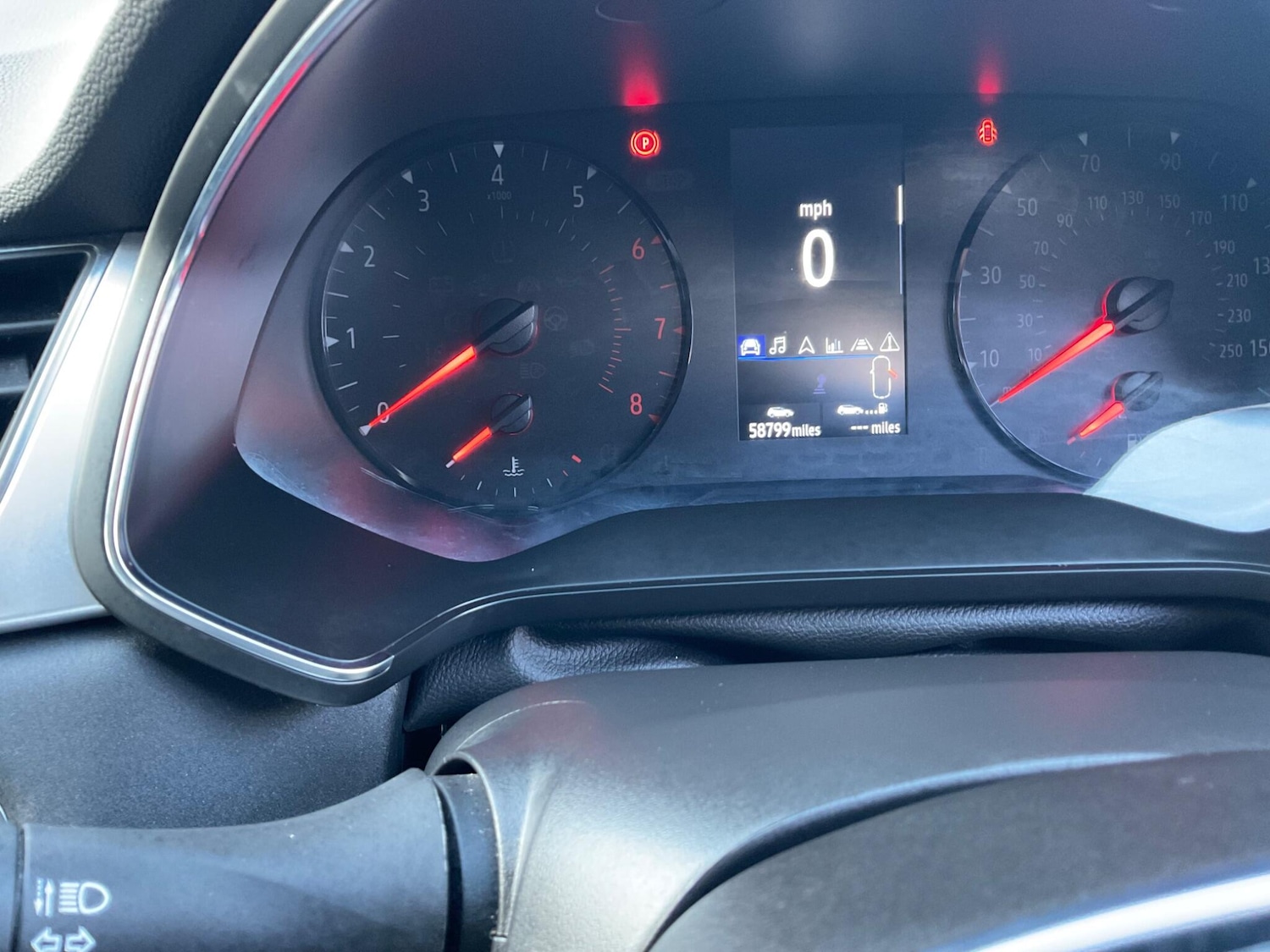 Used Renault Captur for sale - 77853352: Photo 19