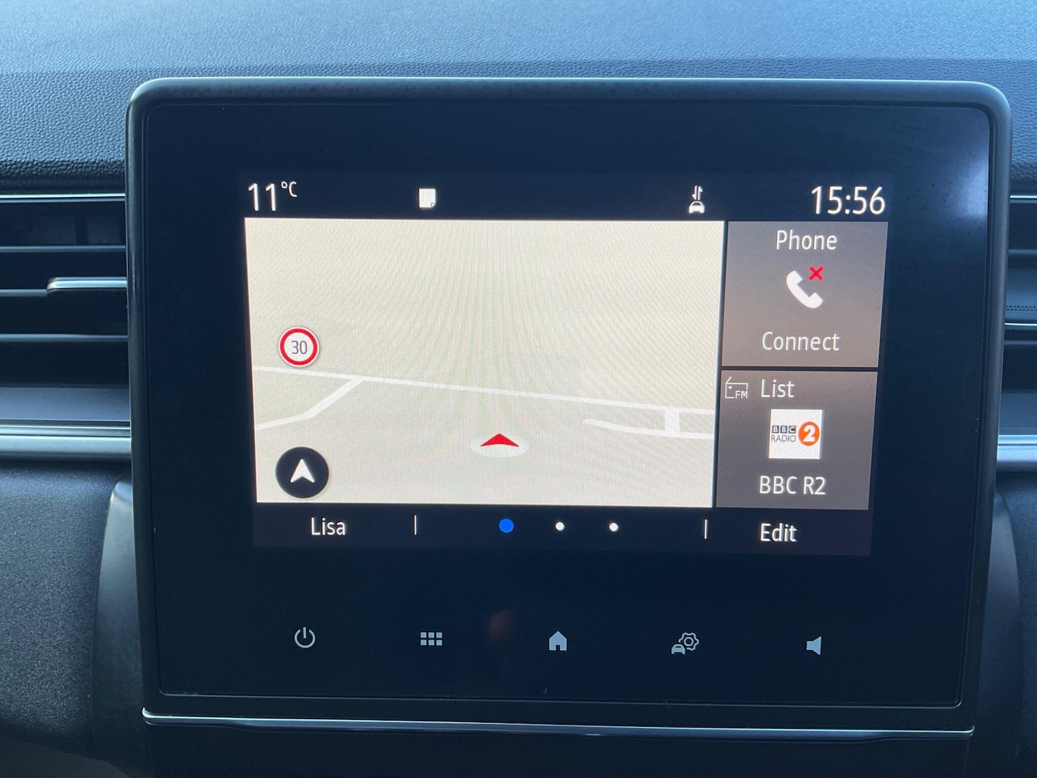 Used Renault Captur for sale - 77853352: Photo 24