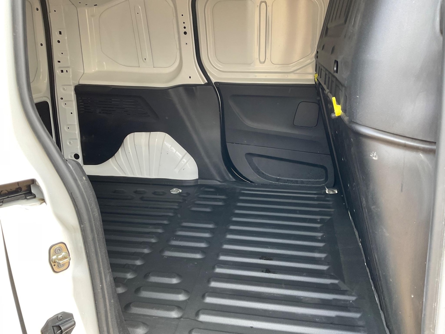 Used Toyota ProAce 2021 for sale - 76409157: Photo 24