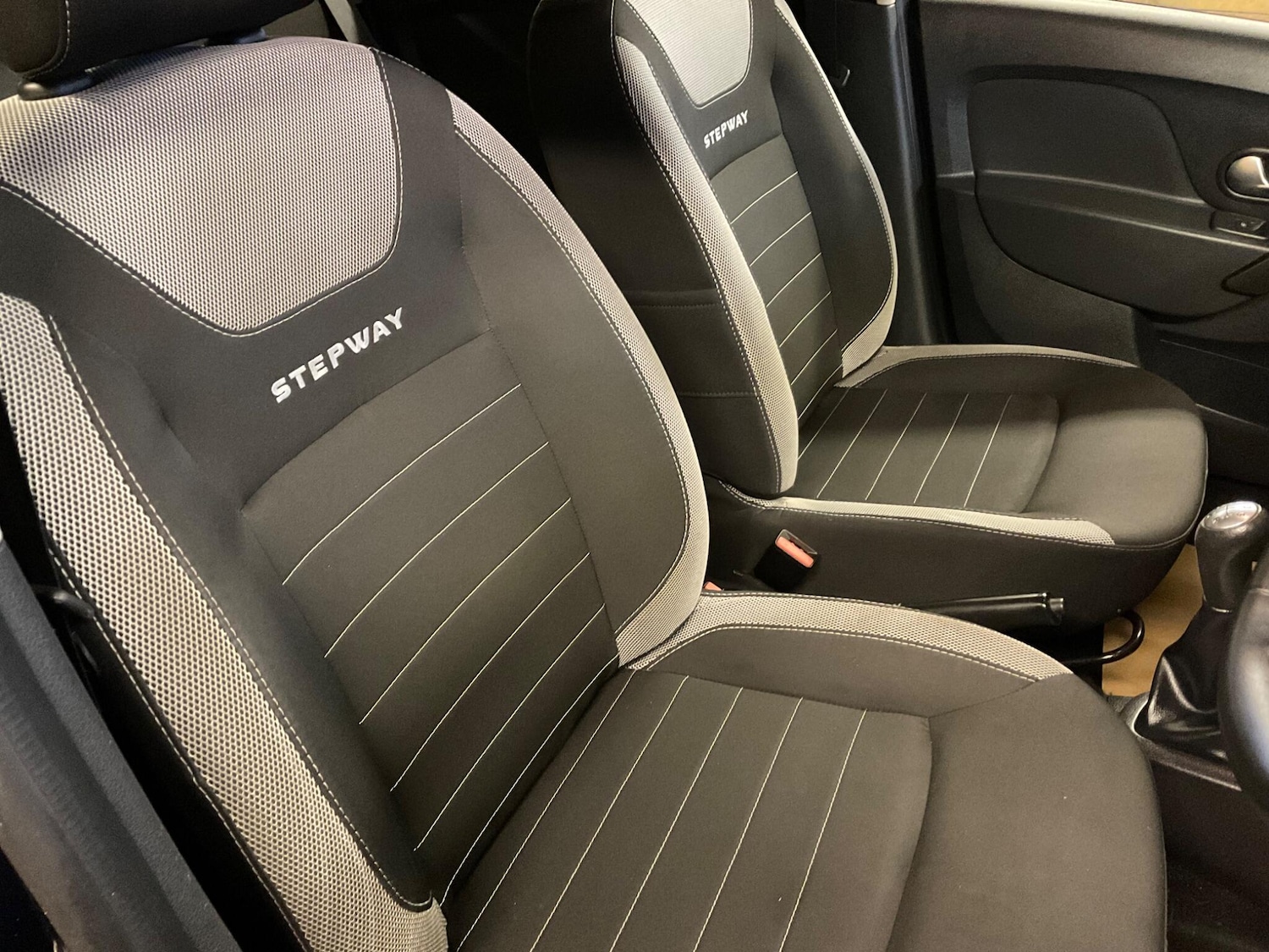 Used Dacia Sandero Stepway 2019 for sale - 77120033: Photo 17