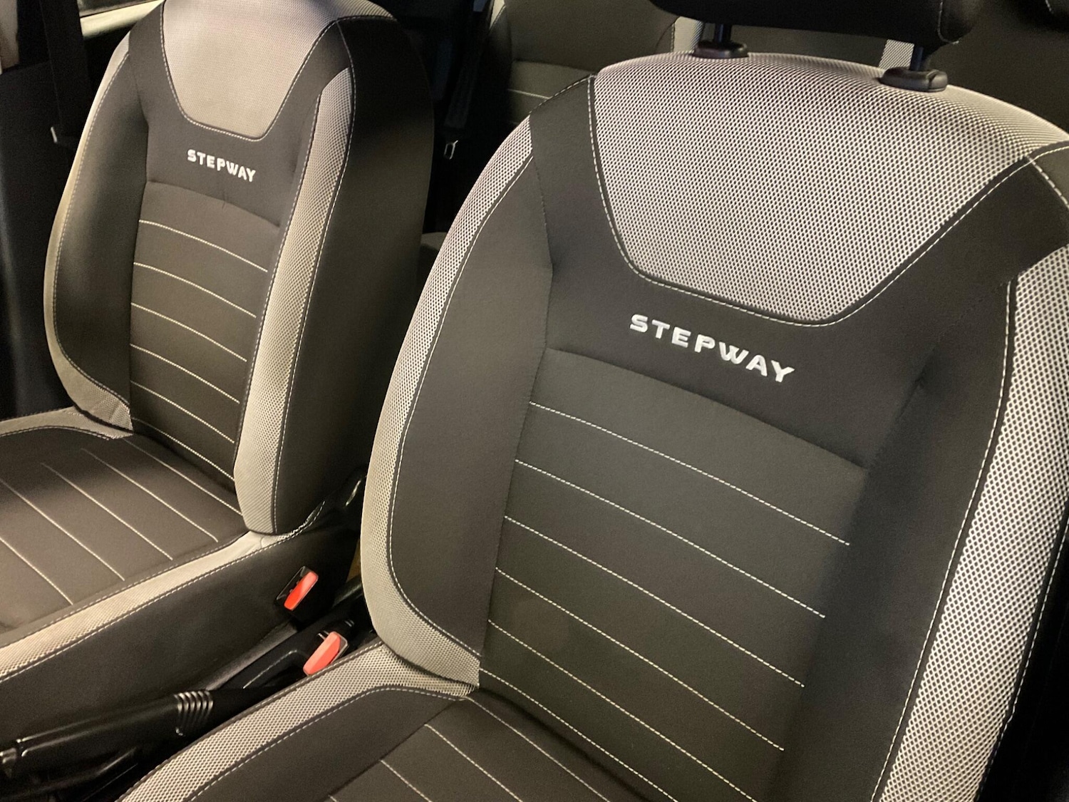 Used Dacia Sandero Stepway 2019 for sale - 77120033: Photo 28