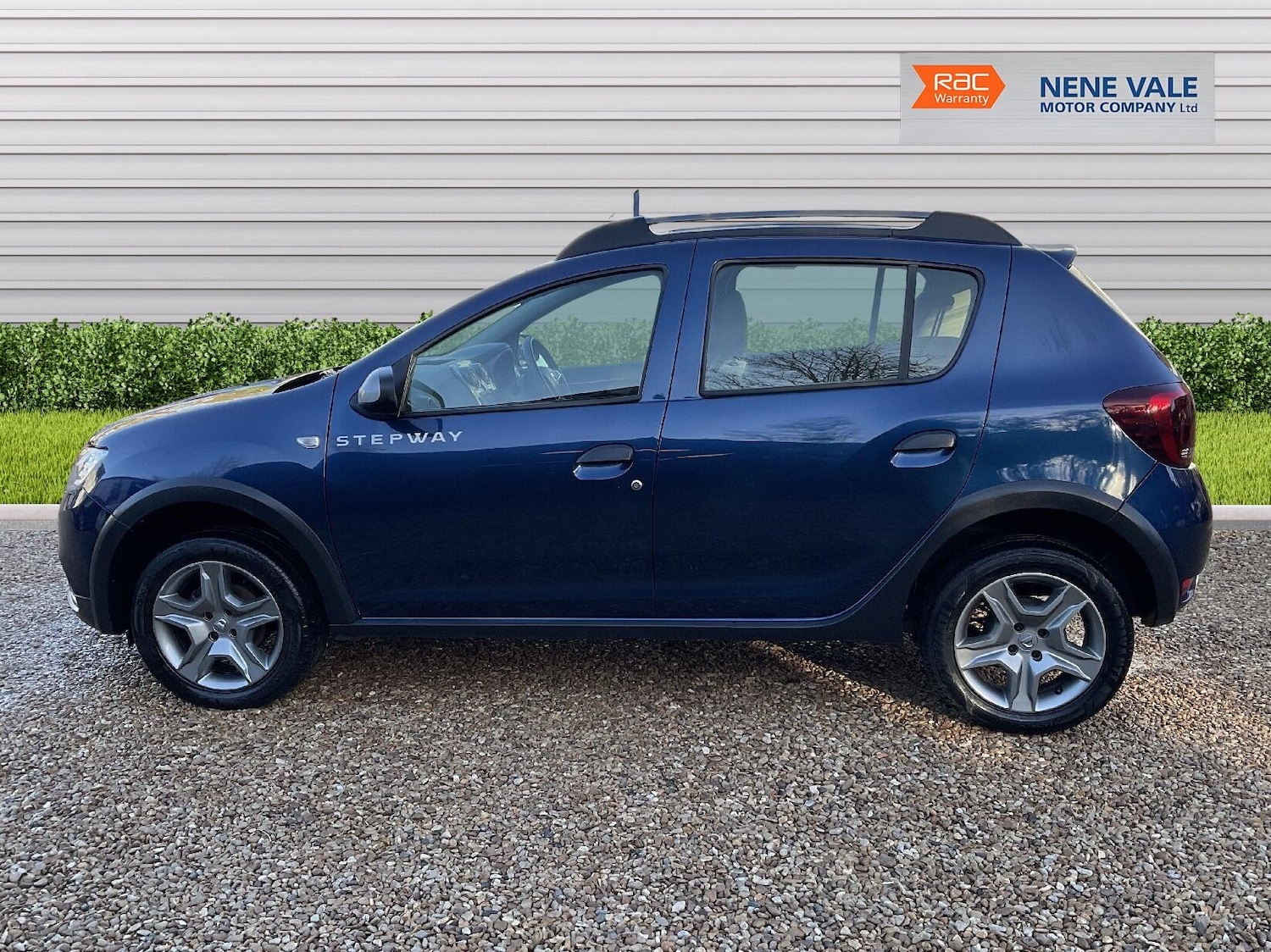 Used Dacia Sandero Stepway 2019 for sale - 77120033: Photo 4