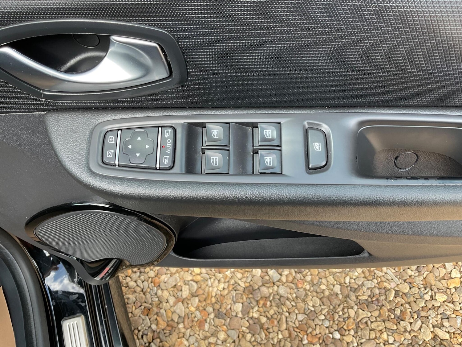 Used Renault Clio 2018 for sale - 76610167: Photo 10