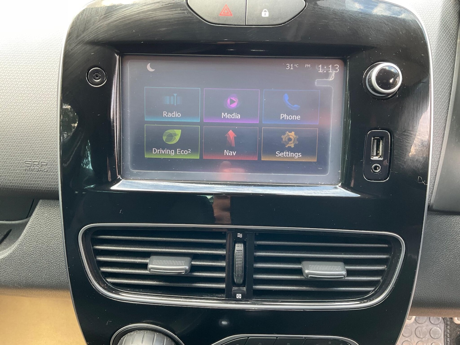 Used Renault Clio 2018 for sale - 76610167: Photo 20