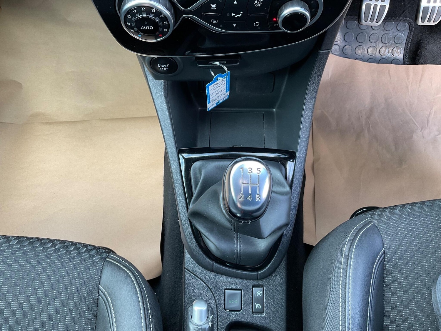 Used Renault Clio 2018 for sale - 76610167: Photo 23