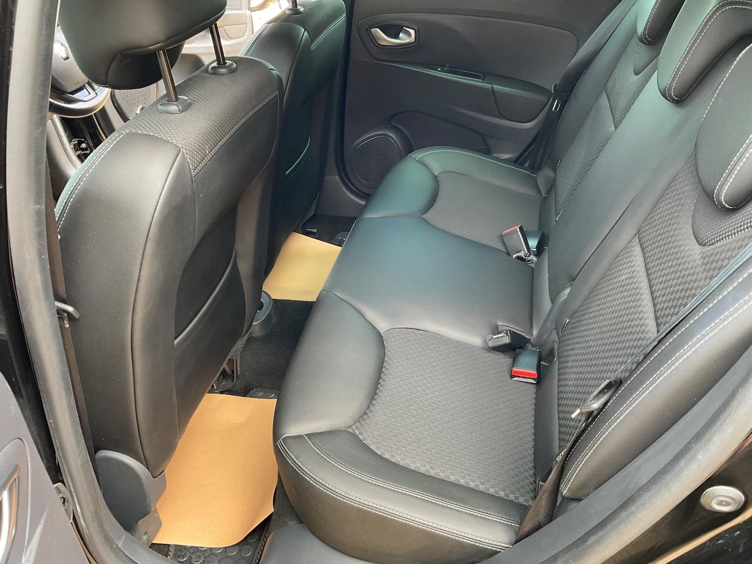 Used Renault Clio 2018 for sale - 76610167: Photo 34