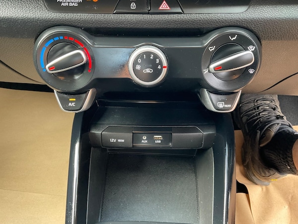 Used Kia Rio 2018 for sale - 76259086: Photo 23