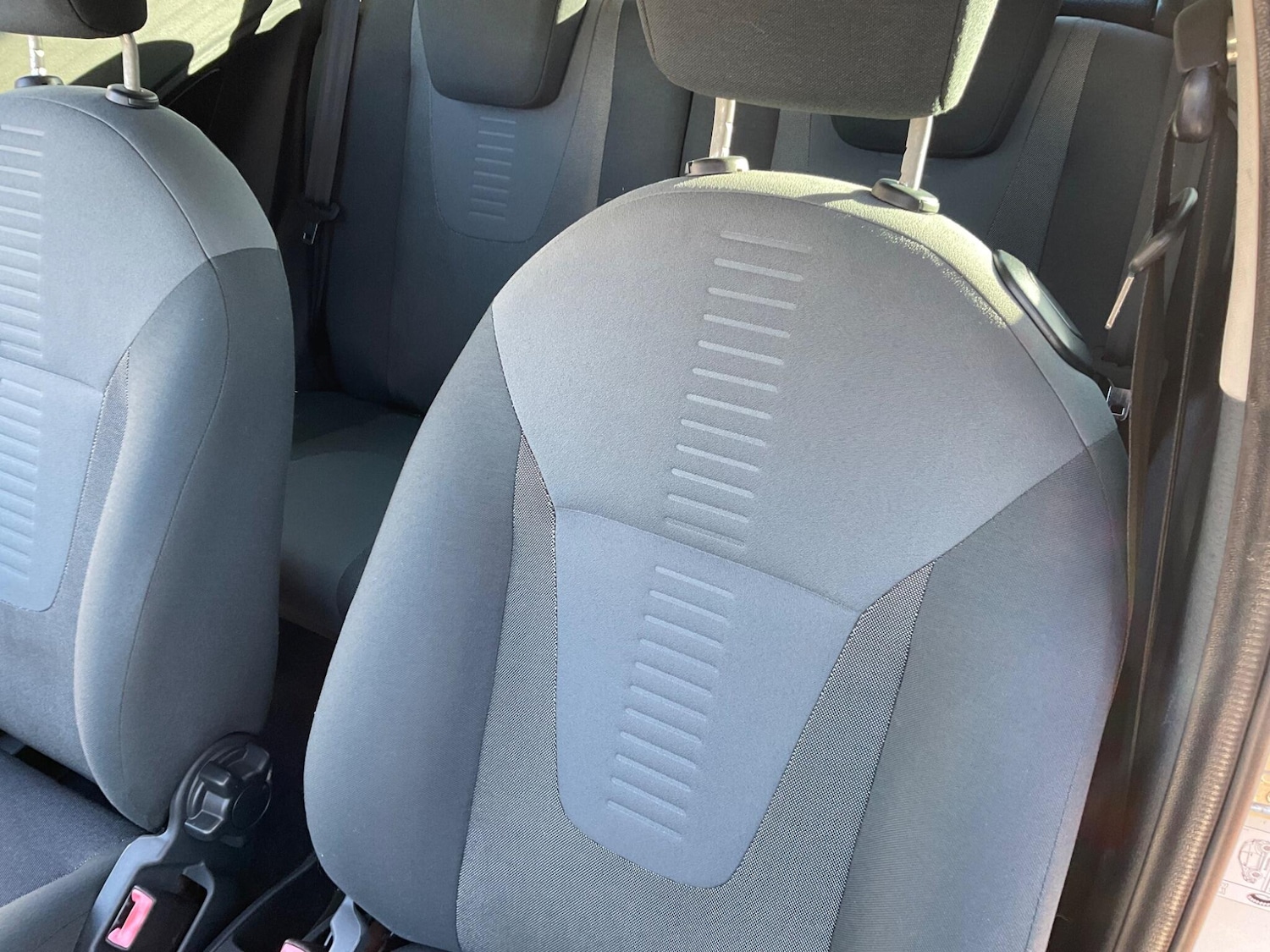 Used Ford Ka 2015 for sale - 76780765: Photo 30