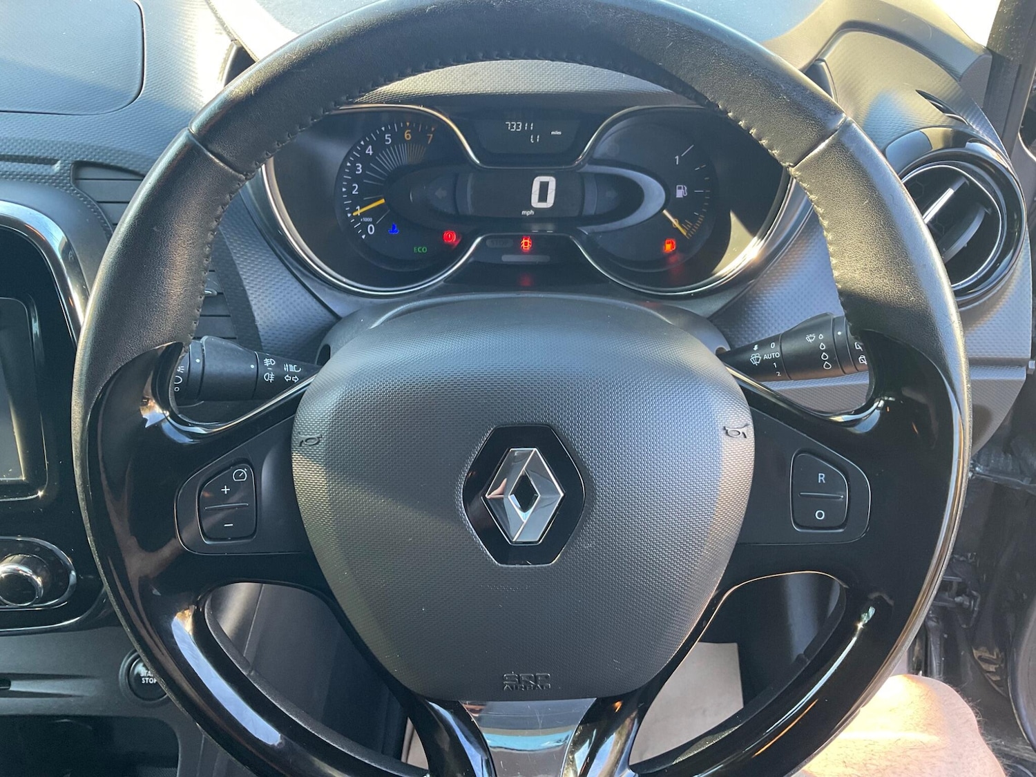 Used Renault Captur 2015 for sale - 77939858: Photo 15