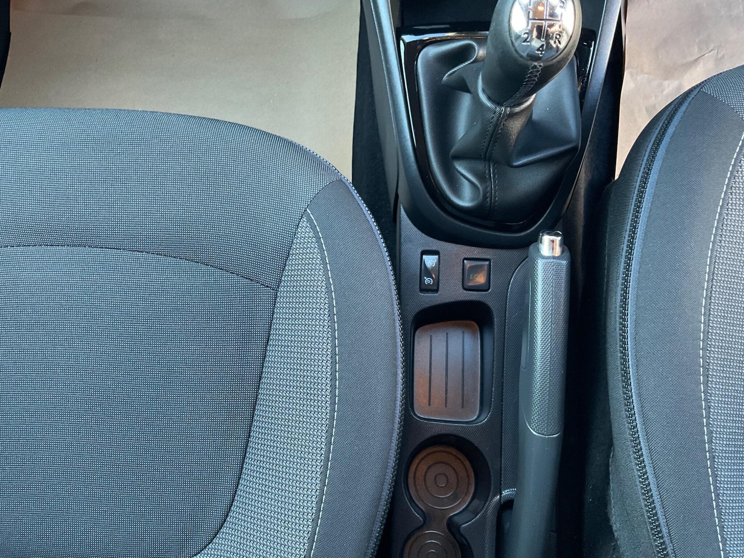 Used Renault Captur 2015 for sale - 77939858: Photo 23