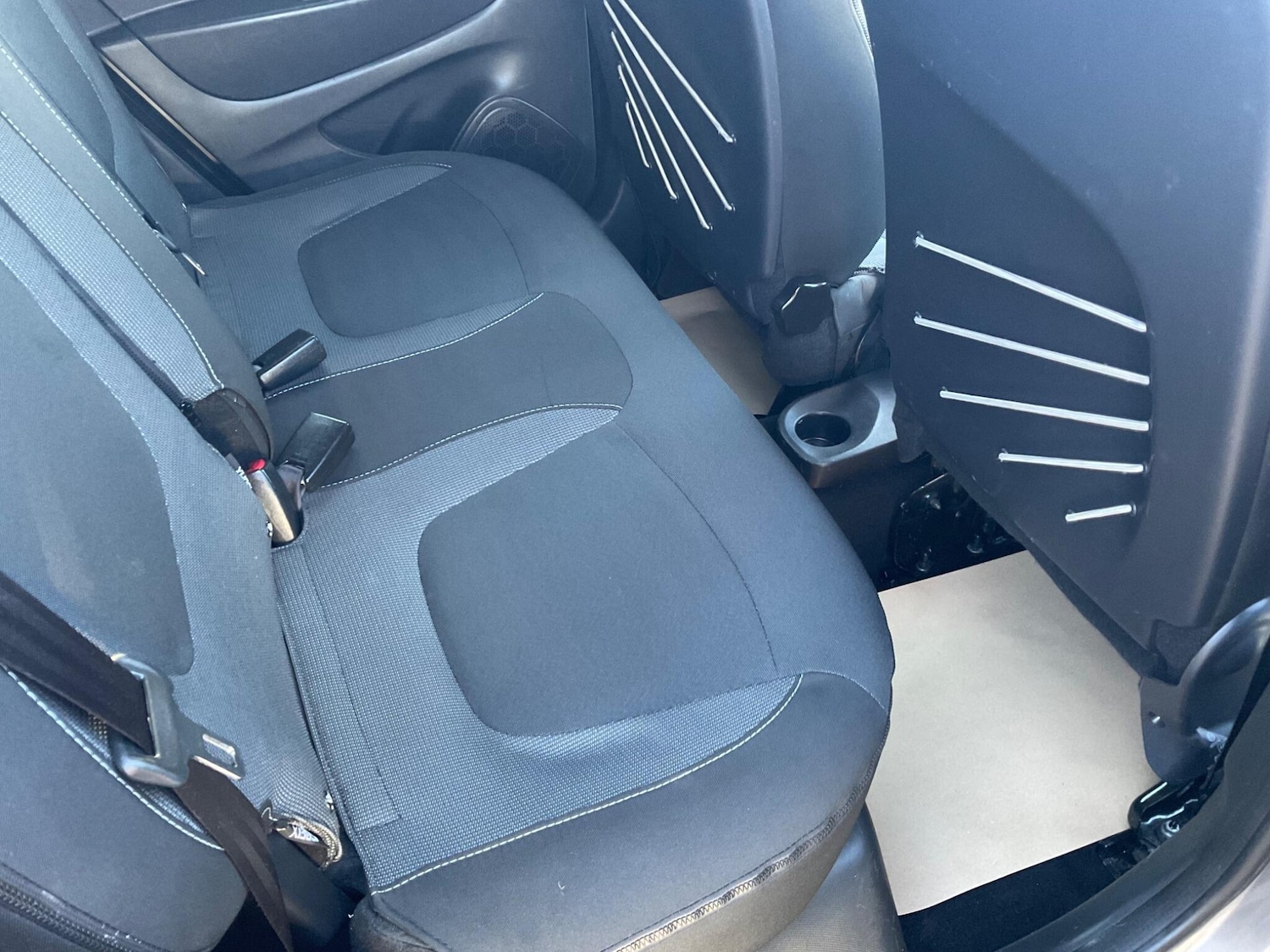 Used Renault Captur 2015 for sale - 77939858: Photo 24