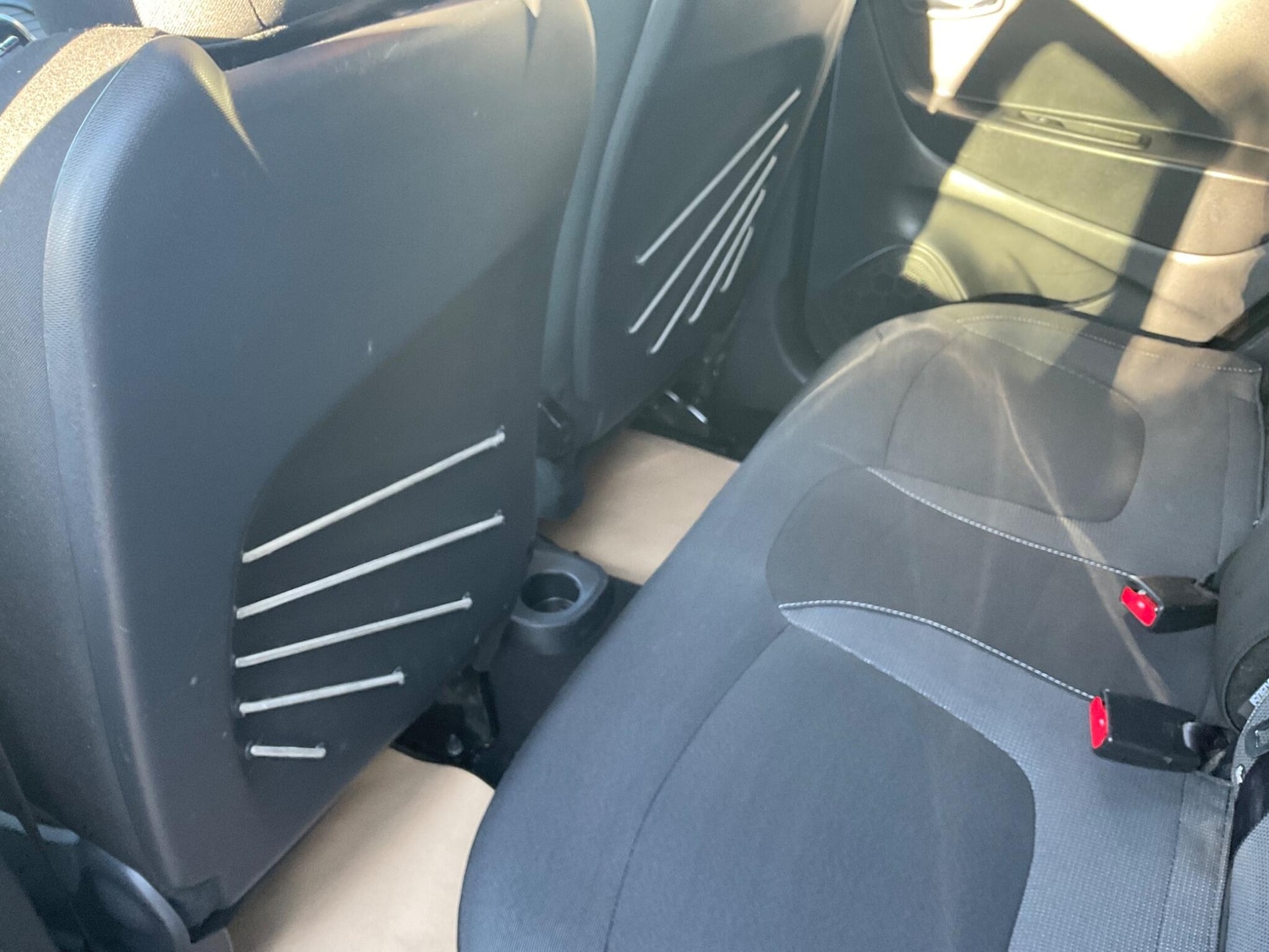 Used Renault Captur 2015 for sale - 77939858: Photo 28