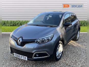 Used Renault Captur 2015 for sale - 77939858: Photo