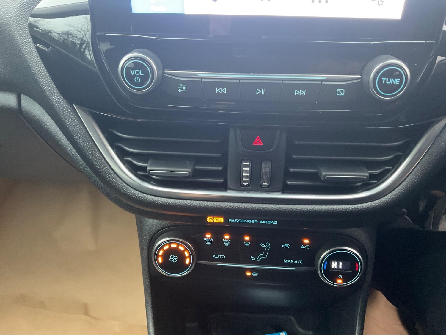 Used Ford Fiesta 2018 for sale - 76990726: Photo 26