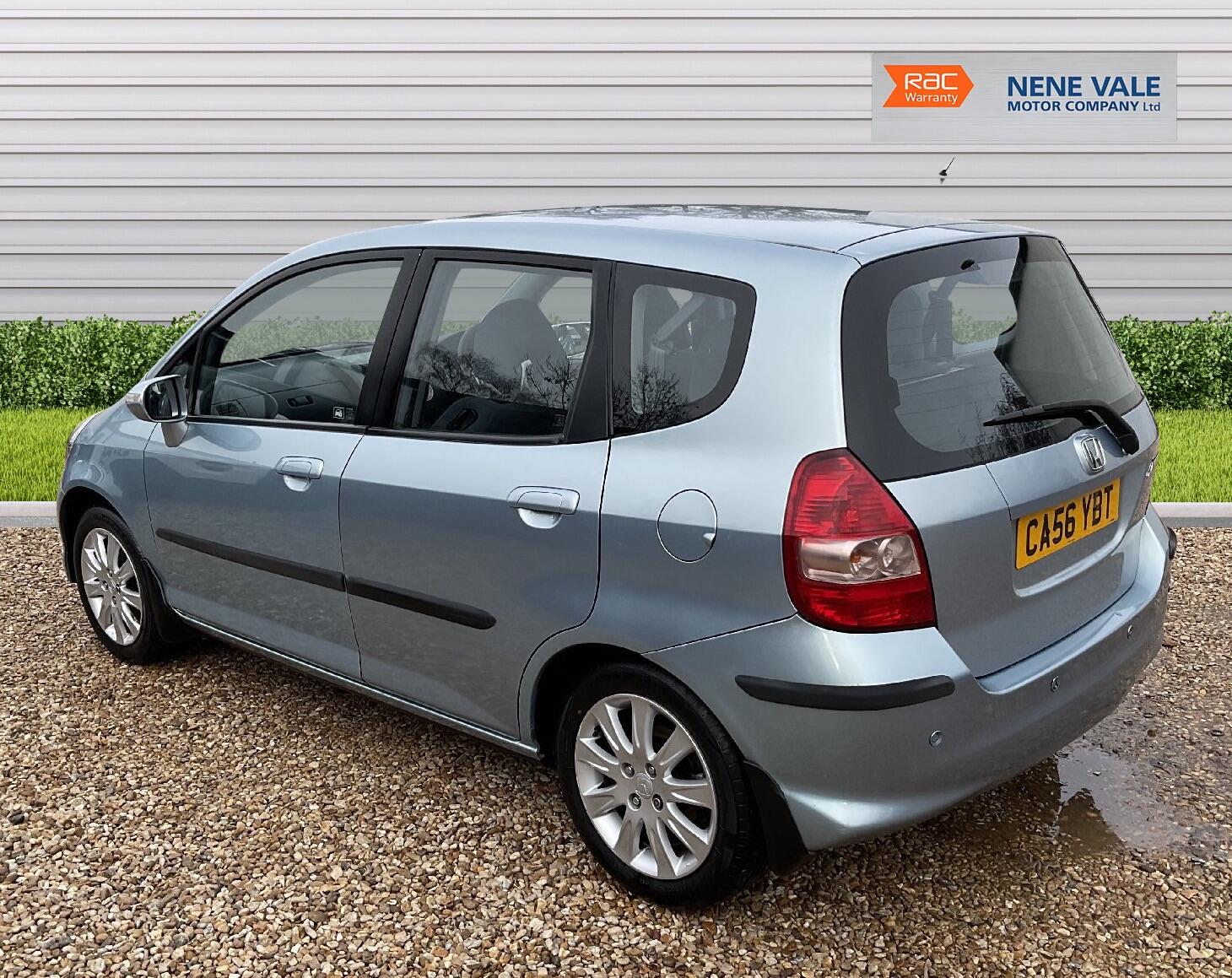 Used Honda Jazz 2007 for sale - 77585897: Photo 5