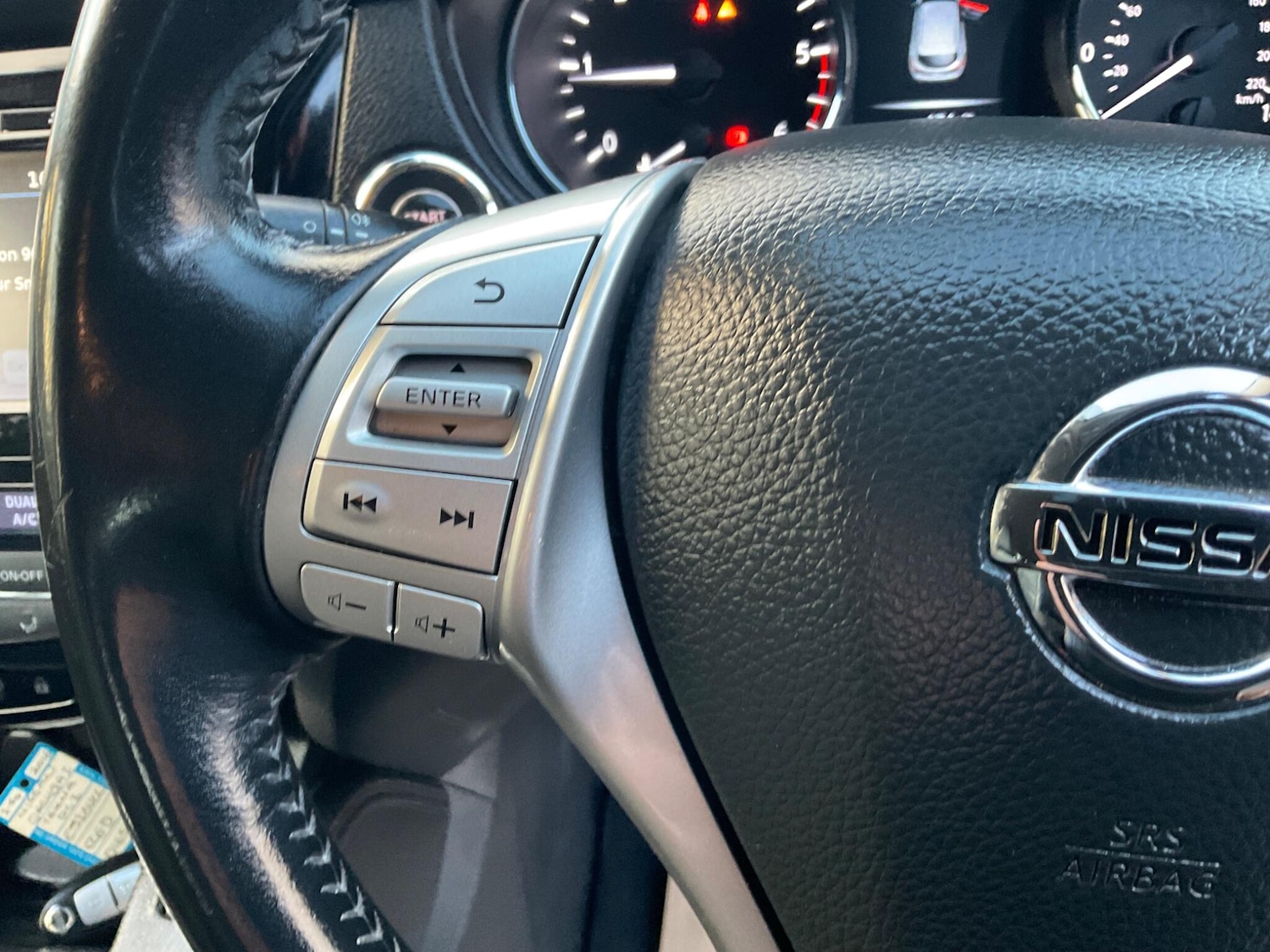 Used Nissan Qashqai 2016 for sale - 76887103: Photo 17