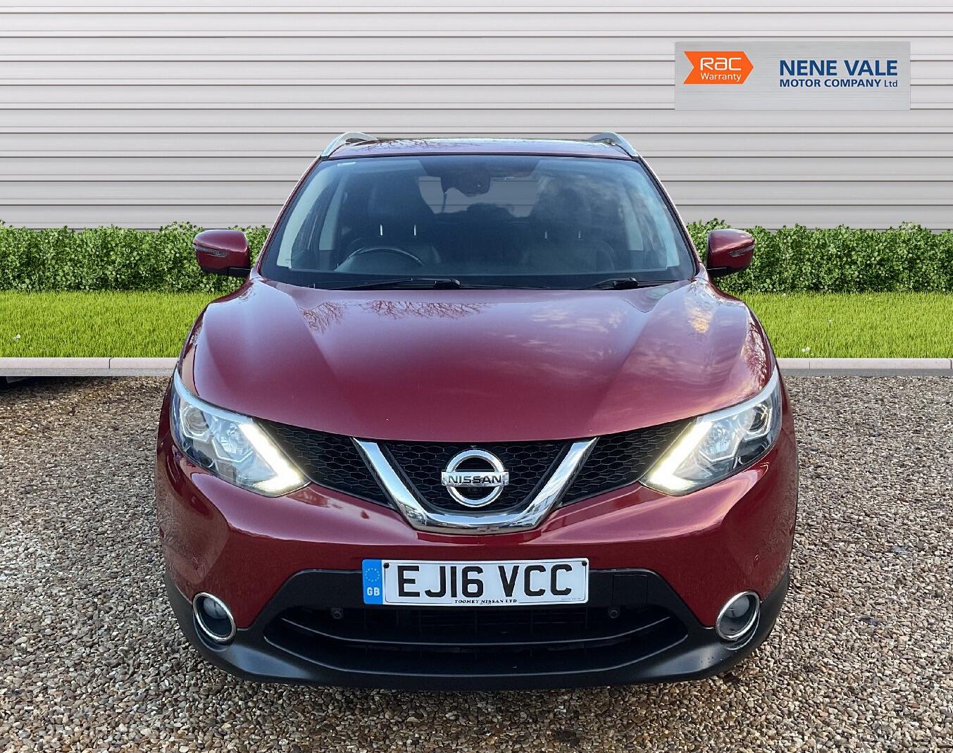 Used Nissan Qashqai 2016 for sale - 76887103: Photo 2
