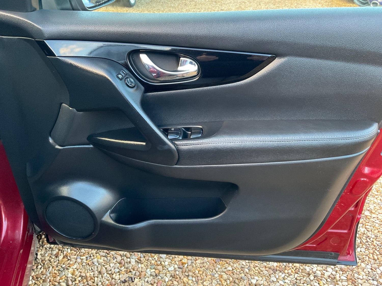 Used Nissan Qashqai 2016 for sale - 76887103: Photo 9