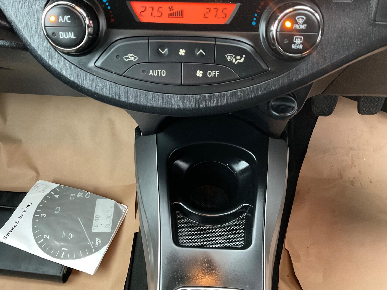 Used Toyota Yaris 2014 for sale - 76886181: Photo 21